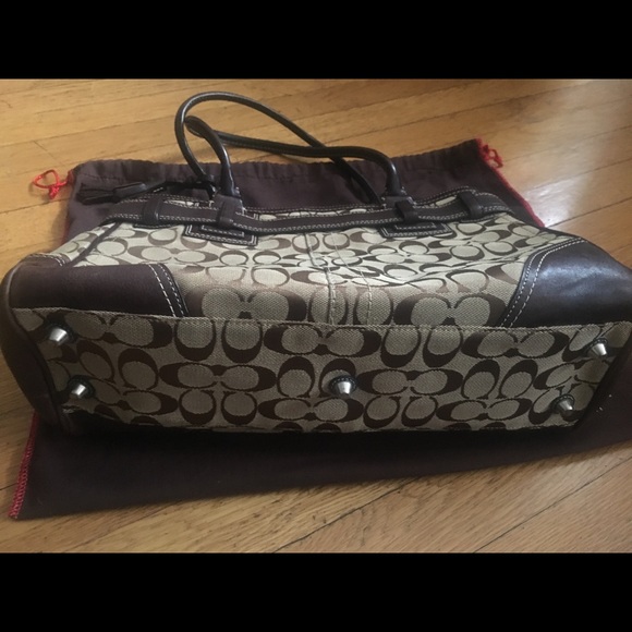 Signature canvas brown Coach Hampton Satchel - Picture 4 of 6